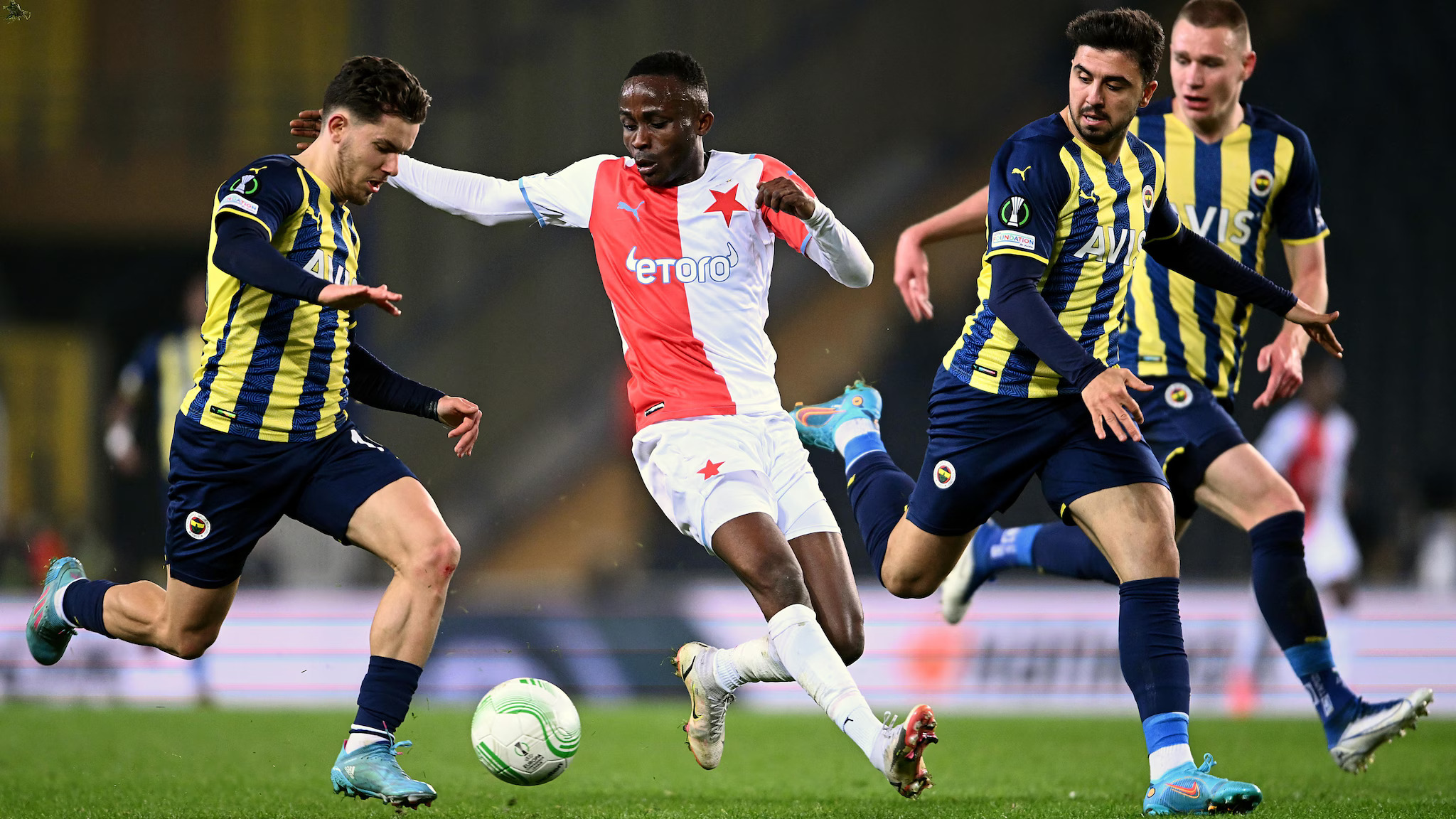 Nhận định Slavia vs Fenerbahce 03h00 ngày 29/11 UEFA Europa League